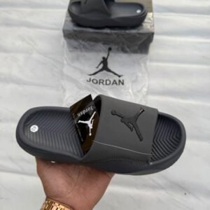JORDAN
GREY