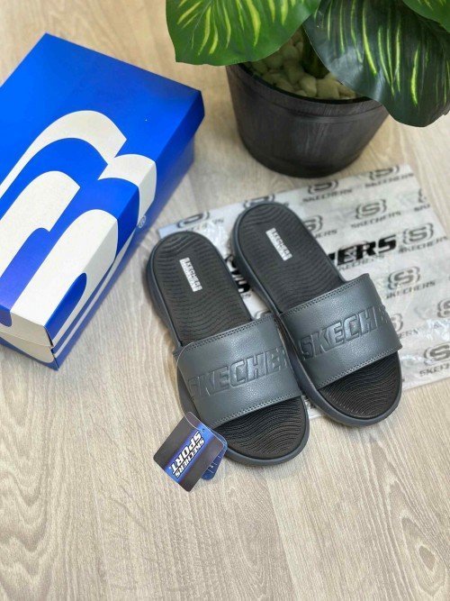 Skecher.s GOwalk Goga Mat Premium All Black grey Slides - Image 2