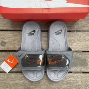 Nik_e Swoosh Sportswear Grey Slide