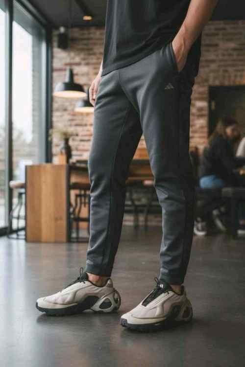 Adidas Wonder Runner Beige Black TOP BATCH UA - Image 2