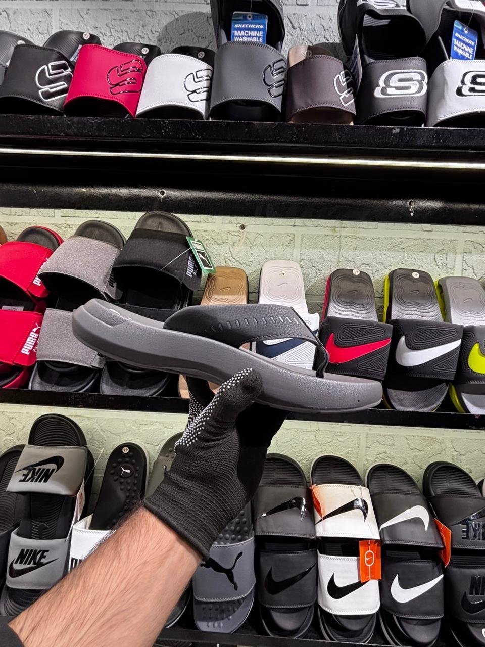 Skechers V shape latest edition - Image 3