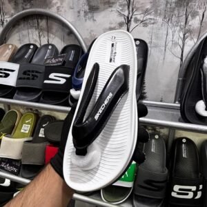 SKECHERS HYPEBURST ULTRA COMFORT.