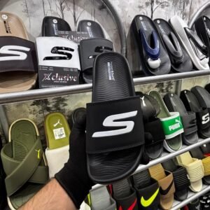 SKECHERS HYPEBURST ULTRA COMFORT.