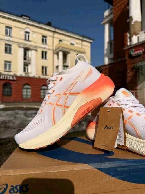 Asicss Gel-Kayano 31White Faded Orange 638 - Image 3