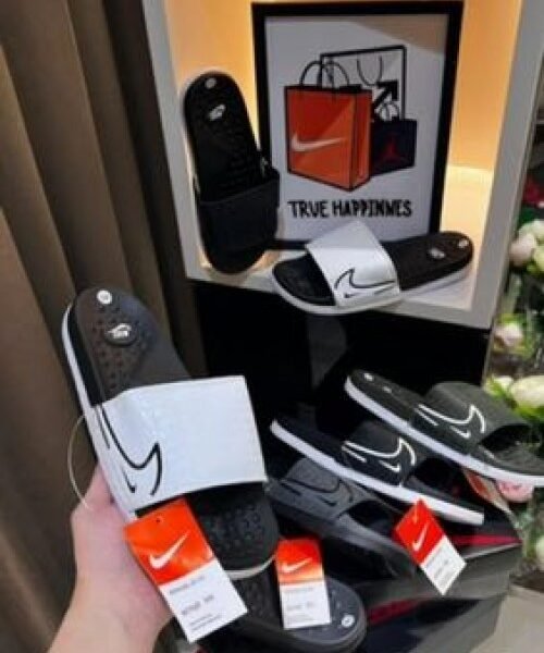 NIKE ULTRA COMFORT SLIDE