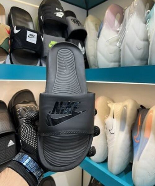NIKE Victory Slide