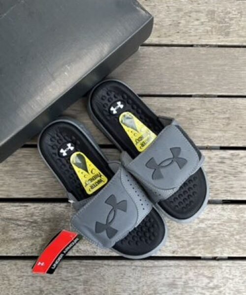 UNDER ARMOUR SLIDE