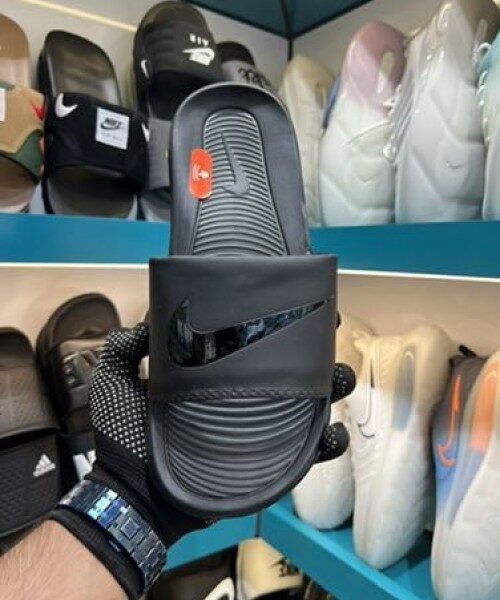 NIKE Victory Slide