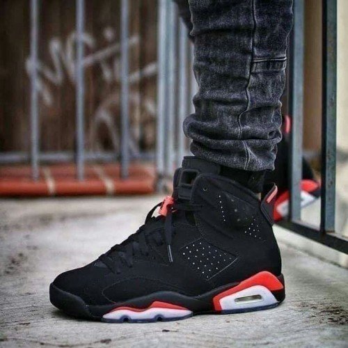 Jordan Retro 6 Black Infrared