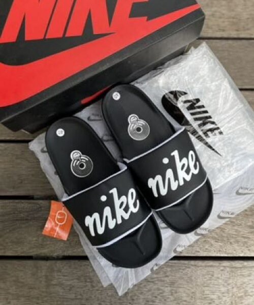 NIKE OFFCOURT SLIDE