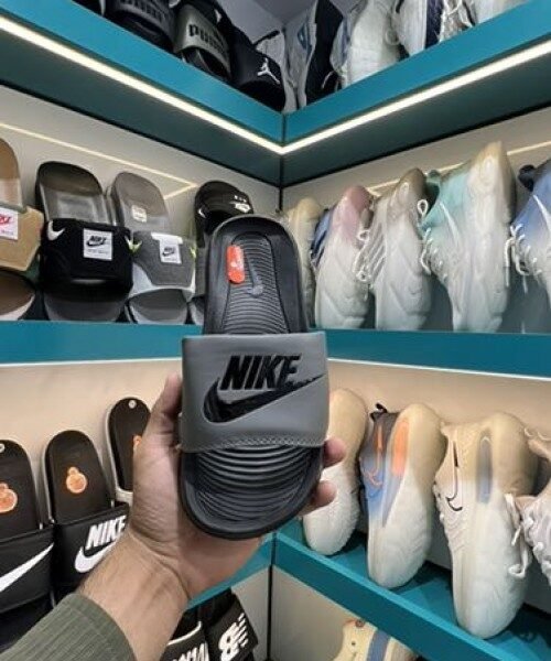 NIKE Victory Slide