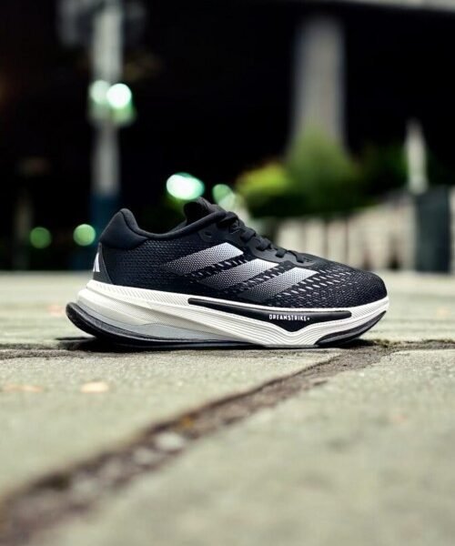 Adidass SuperNova Black White