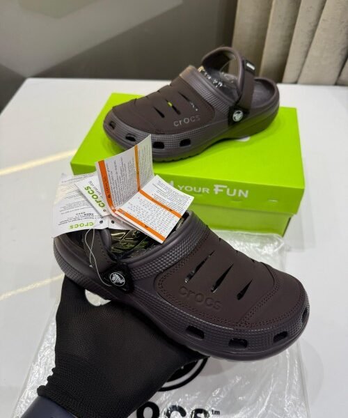 CROCS Yukon Men Clogs