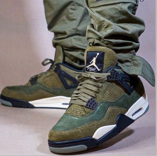 jordan retro 4 SE CRAFT OLIVE
