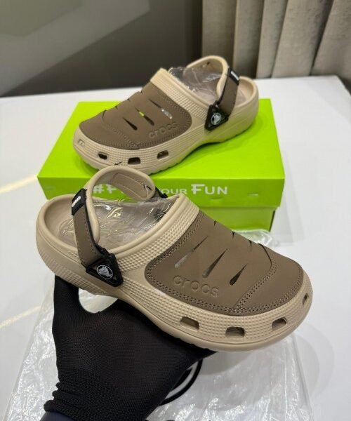 CROCS Yukon Men Clogs