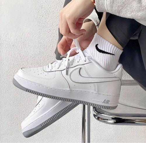 NIKEE AIRFORCE 1 07 WHITE WOLF GREY