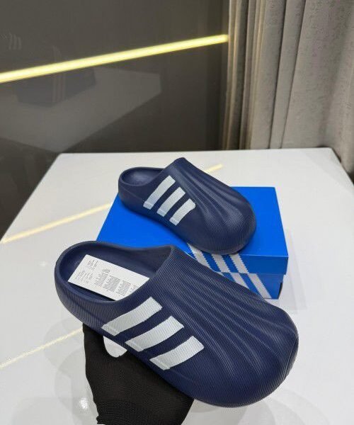Adidas superstar premium slide