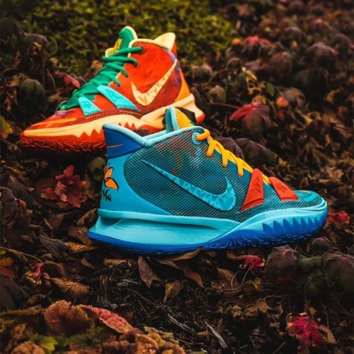 Nike Kyrie 7 x Sneaker Room Fire Water