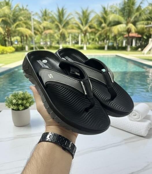 _Skechers_go_recover_premium_slipper_black