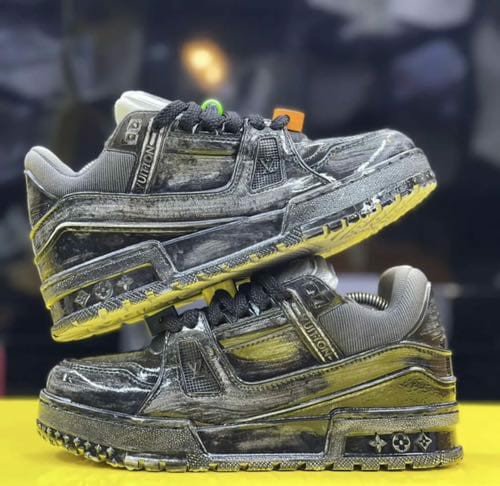 Louis Vuitton maxi trainer ceramics grey fix