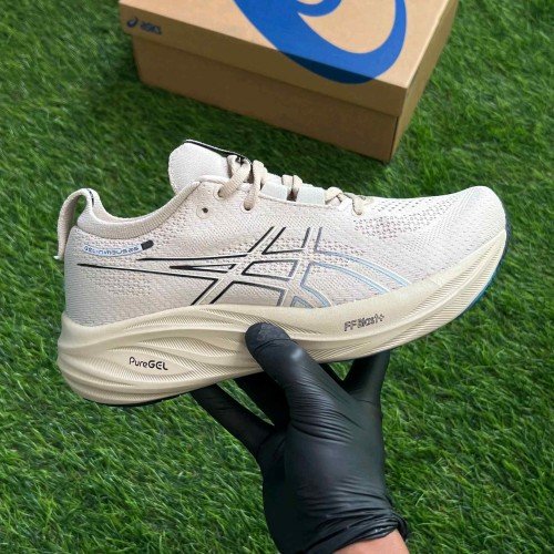 Asicss. Gel-Nimbus 26 Feather Grey Black