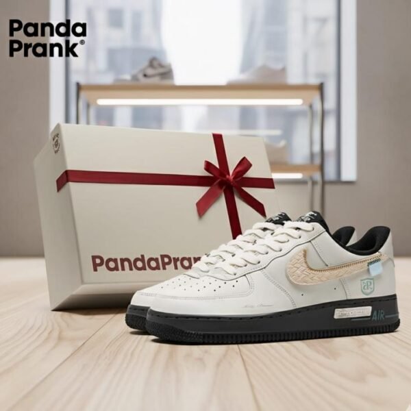 nik-e-airforce-1-panda-prank-x-merry-christmas