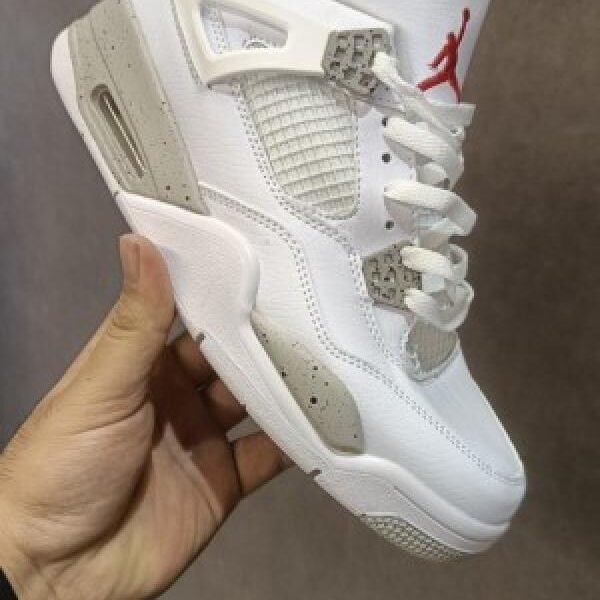 Nike-Air-jordan-4-white-oreo
