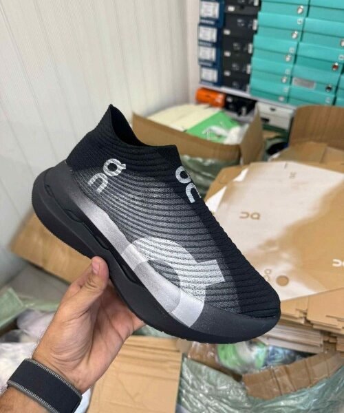 On Cloud Boom Strike LS BlackSilvery