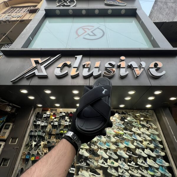 PUMA Softride Men Solid Cross Strap Sliders