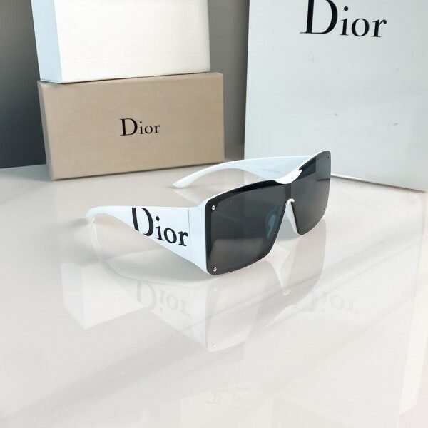 Dior White 7812