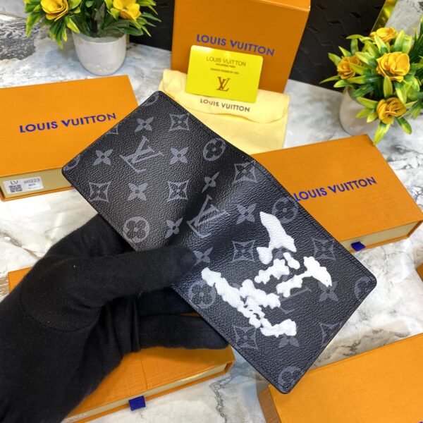 LOUI_S VUITTONN WALLET V9