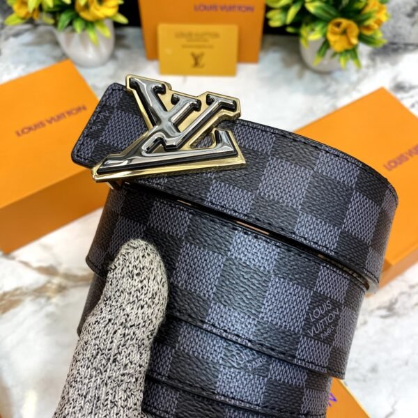 LOUIS_ VUITTONN BELT LV 270