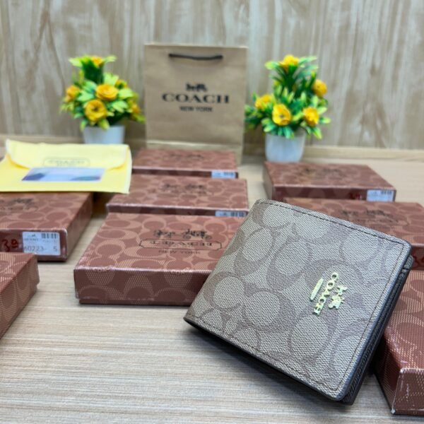 COACH_WALLET_V705