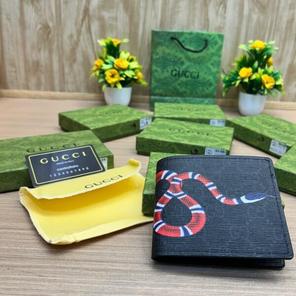 GUCCI_WALLET_V755