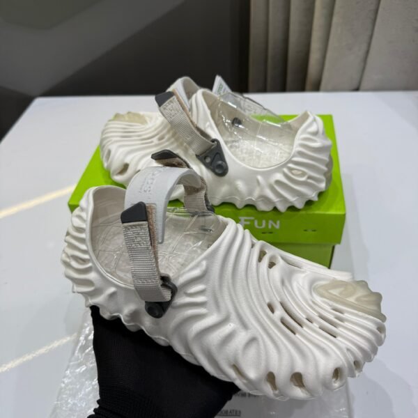 Croc.s Bembury white