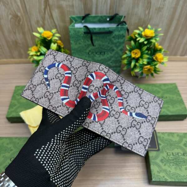 GUCCI_WALLET_V832