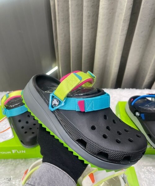 Croc.ss Classic Hiker Multi Black 352