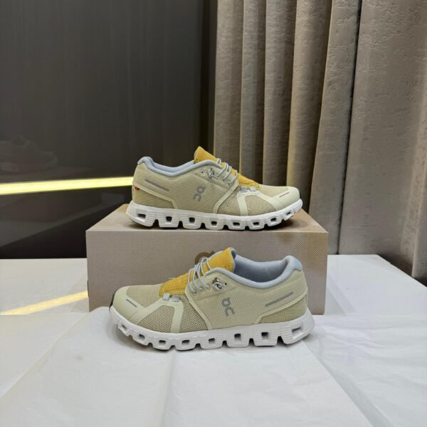 ON RUNNING CLOUD 5 HAZE BRONZE WOMENS FIX