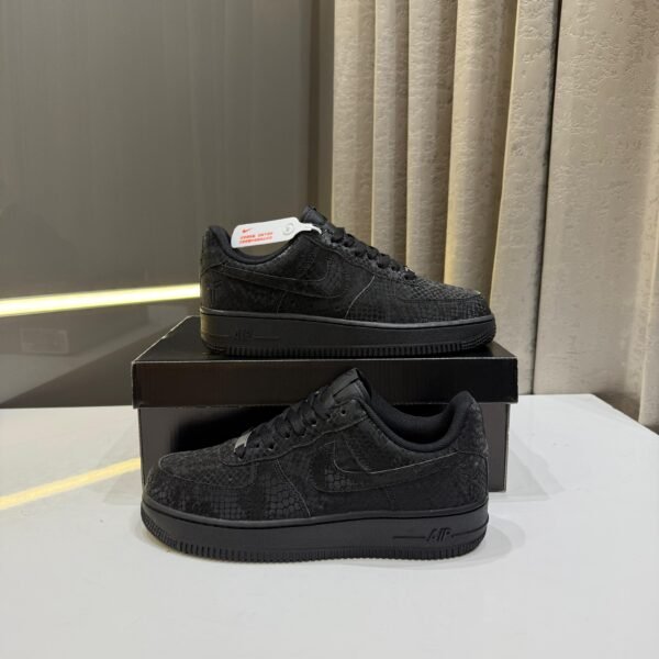 NIK_E AIRFORCE 1 BLACK KOBE MAMBA 2025 FIX