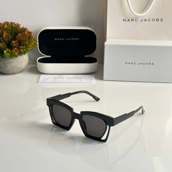 Marc Jacobs 2237 Black
