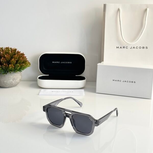 Marc Jacobs 3753 Grey