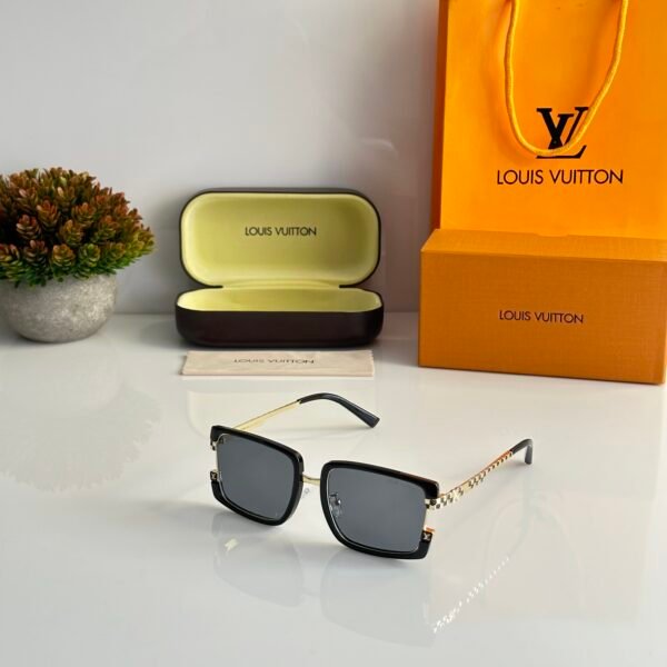 Louis_Vuitton_7295_Gold_Black