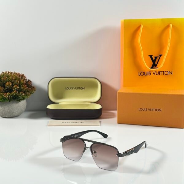 Louis_Vuitton_5125_Gun_Brown