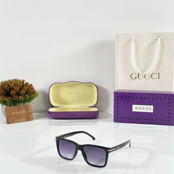 Gucci_2417_Black_DC