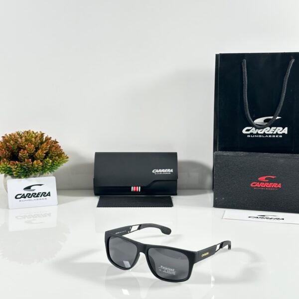 Carrera 01 Black