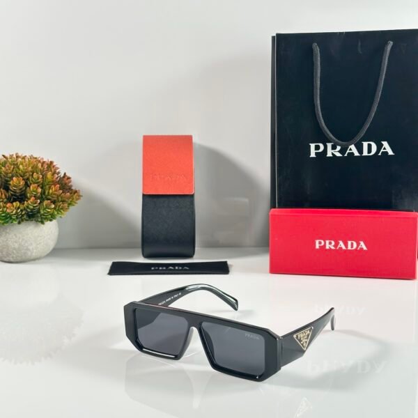 PR 132 Black