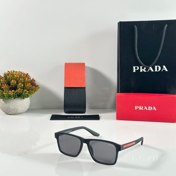 PR 4537 Black