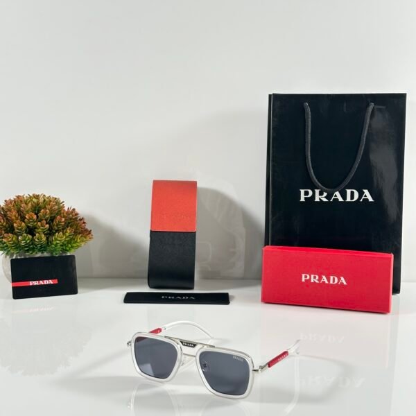 PR 8805 Ice Black