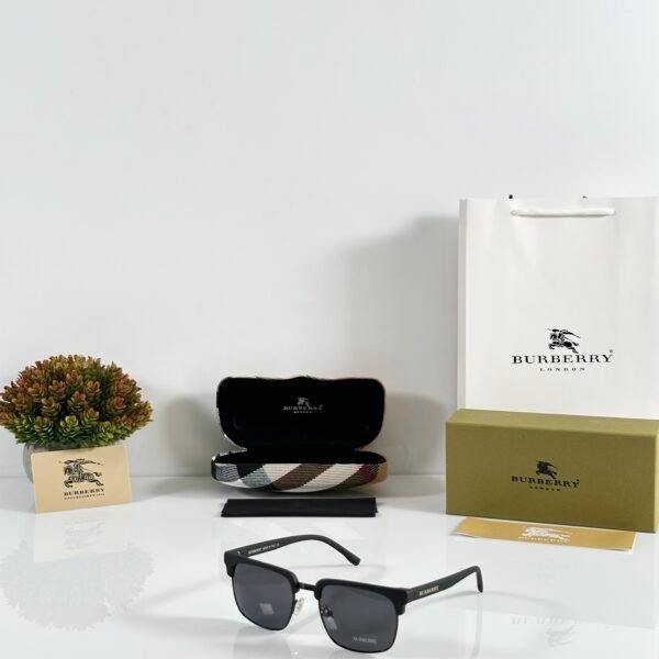 BB 2821 Black