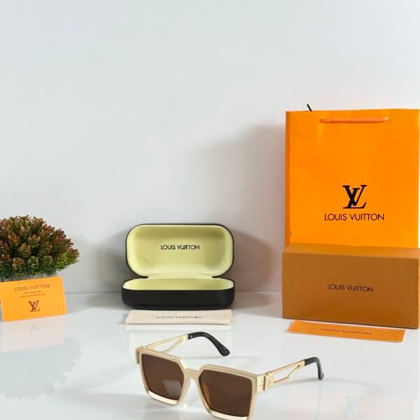 LV 139 Gold Brown